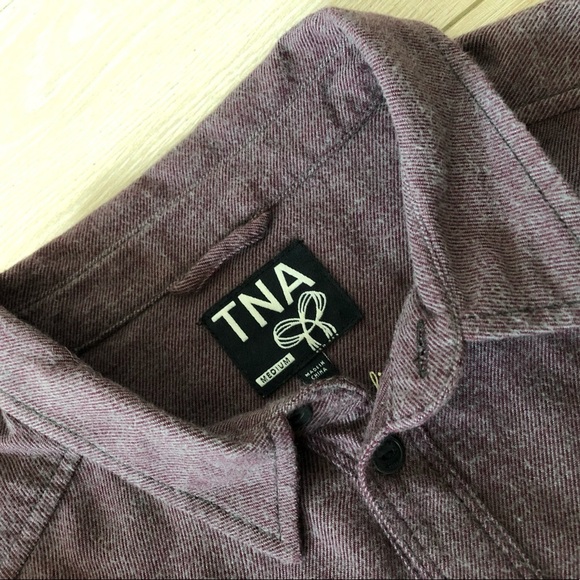 Aritzia TNA Light Maroon Button Down Shirt - Picture 3 of 11